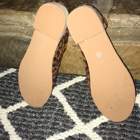 Leopard print flats - Picture 3 of 3